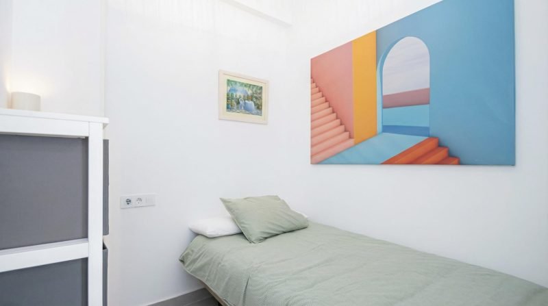 Luz de Rafael Salas, dormitorio