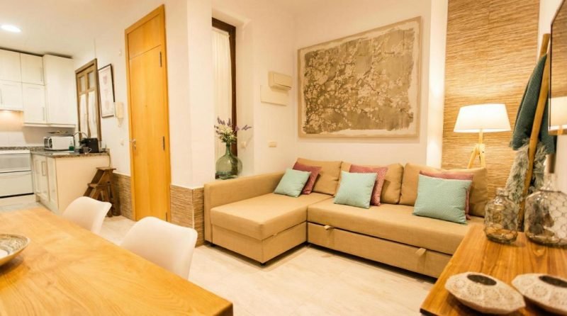 Patio de Carlos Cañal, apartamento en Sevilla
